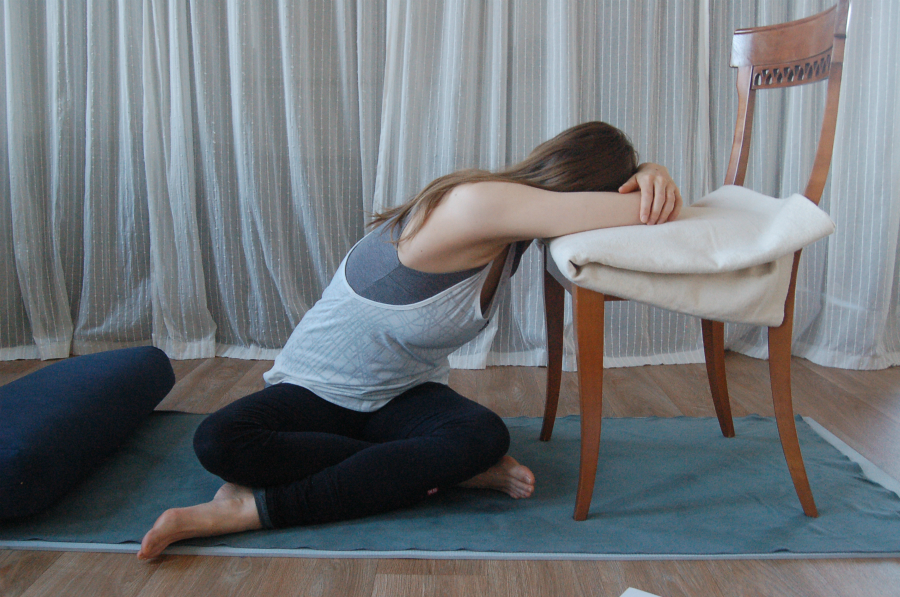Yoga Kleding: Zo Nail je de Apanasana! - FitLions