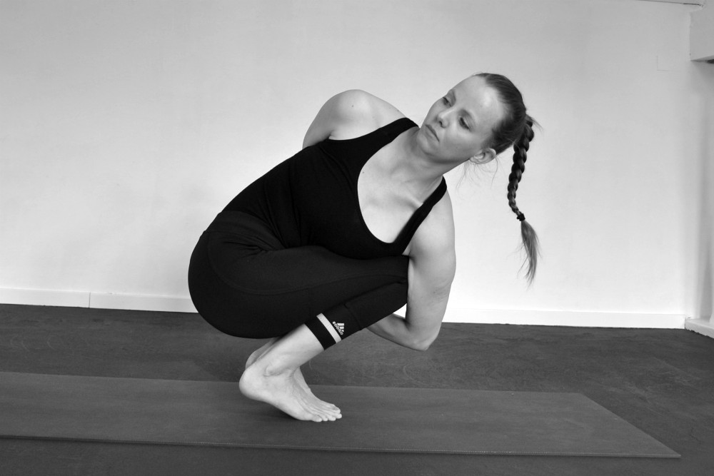 yoga twistings detox